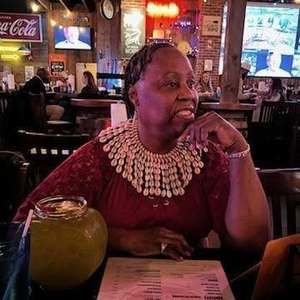 Meet your Posher, Cheryl